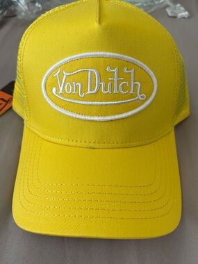 Von Dutch Yellow Logo Trucker Hat NWT